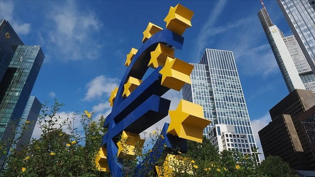 ECB’den Enflasyon Uyarısı: Tahminleri Yukarı Yönlü Revize Edeceğiz