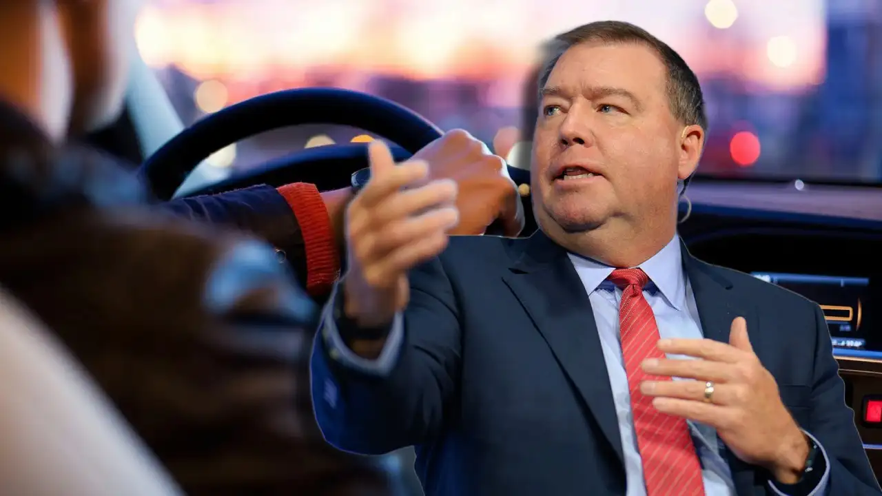 Petrol Devinden Tartışma Yaratan Öneri: Akaryakıt Pahalıysa Daha Az Araba Kullanın